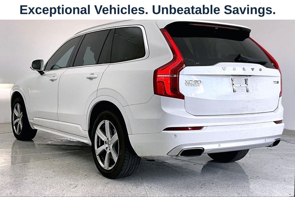 2021 Volvo XC90 T5 Momentum