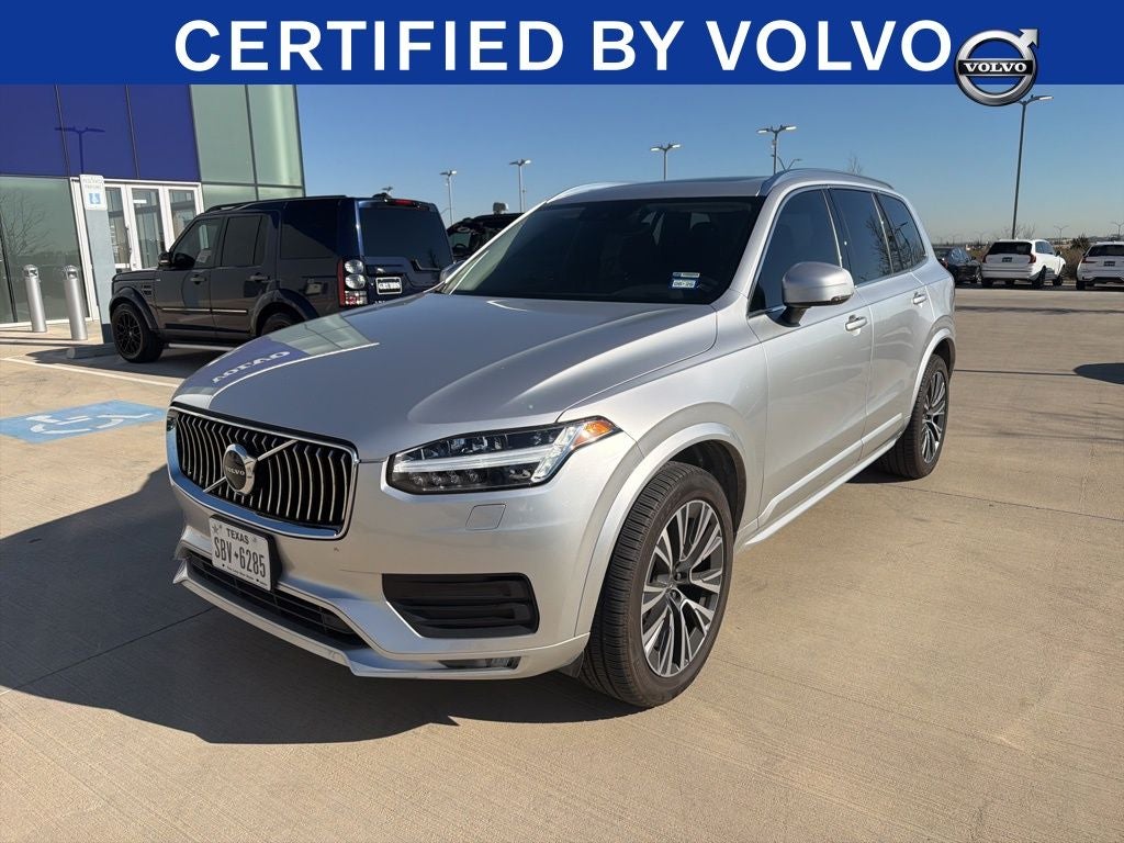 2022 Volvo XC90 T5 Momentum