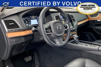 2022 Volvo XC90 T5 Momentum