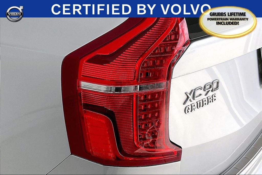 2022 Volvo XC90 T5 Momentum