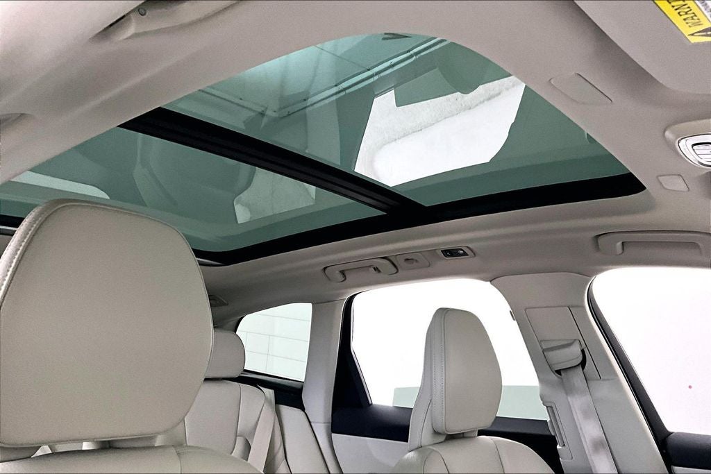 2021 Volvo XC60 T5 Momentum