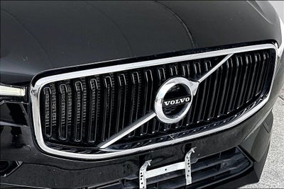 2021 Volvo XC60 T5 Momentum