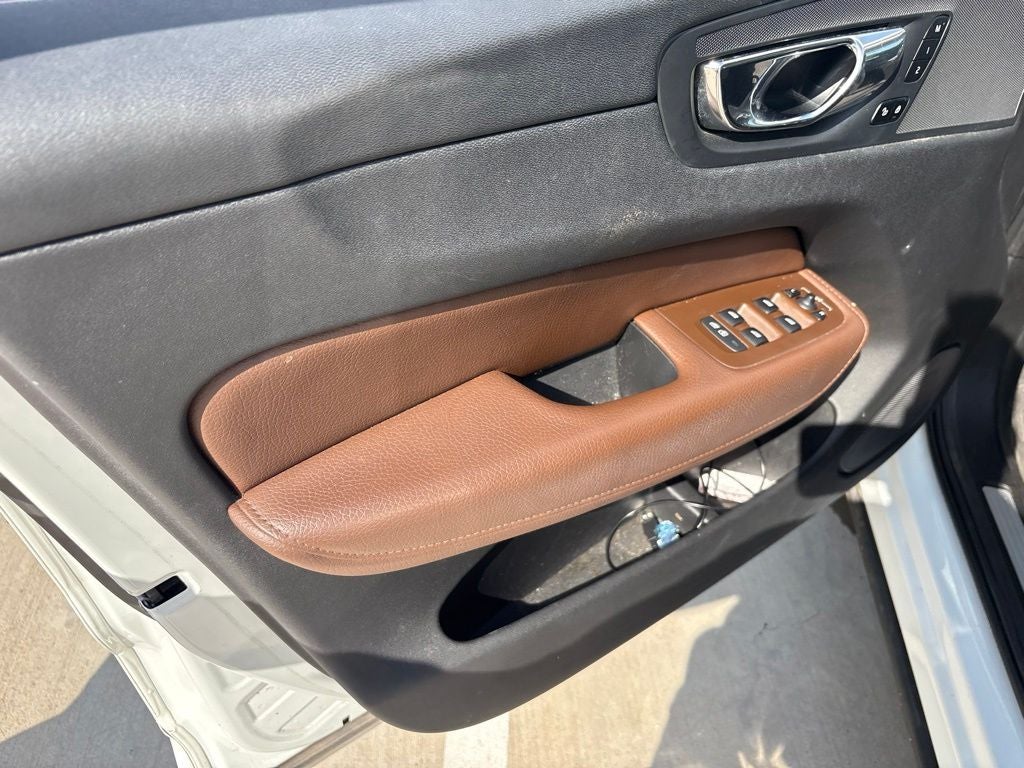 2020 Volvo XC60 T5 Momentum