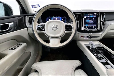 2018 Volvo XC60 T5 Momentum