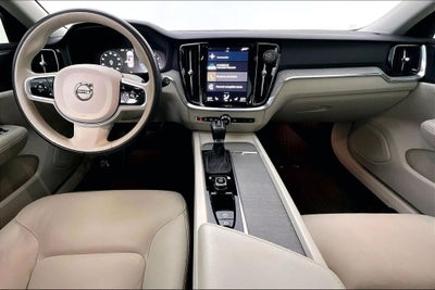 2022 Volvo V60 Cross Country T5