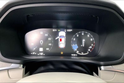 2022 Volvo V60 Cross Country T5
