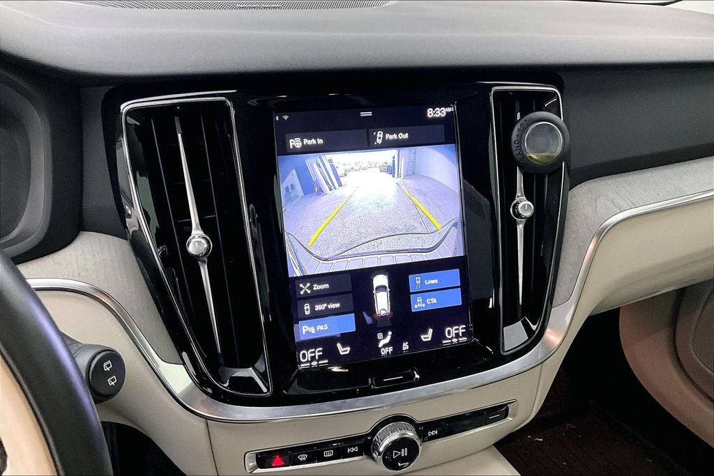2022 Volvo V60 Cross Country T5