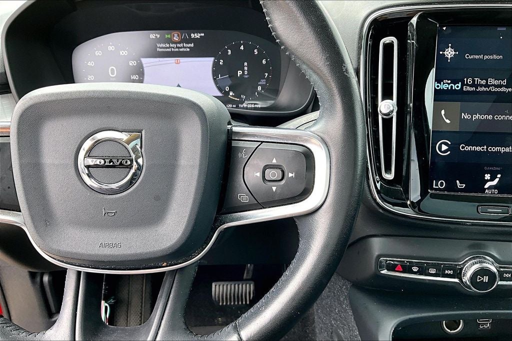 2019 Volvo XC40 Momentum