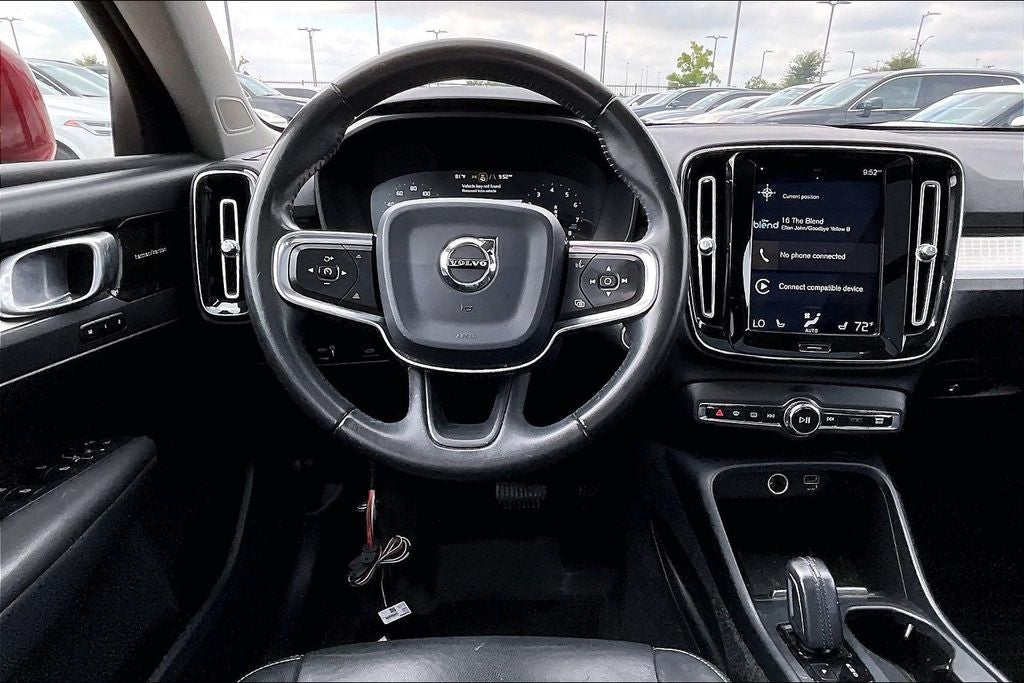 2019 Volvo XC40 Momentum