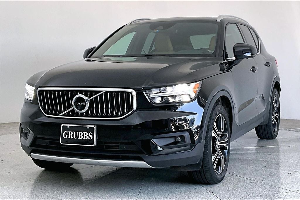 2022 Volvo XC40 T5 Inscription