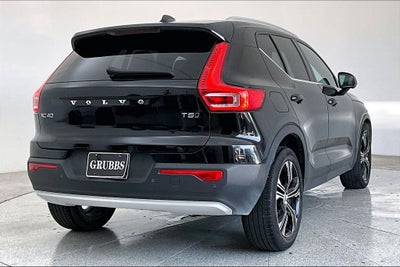 2022 Volvo XC40 T5 Inscription
