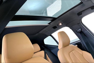 2022 Volvo XC40 T5 Inscription