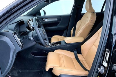2022 Volvo XC40 T5 Inscription