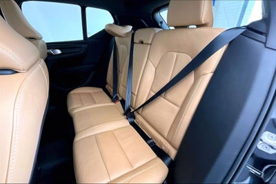 2022 Volvo XC40 T5 Inscription