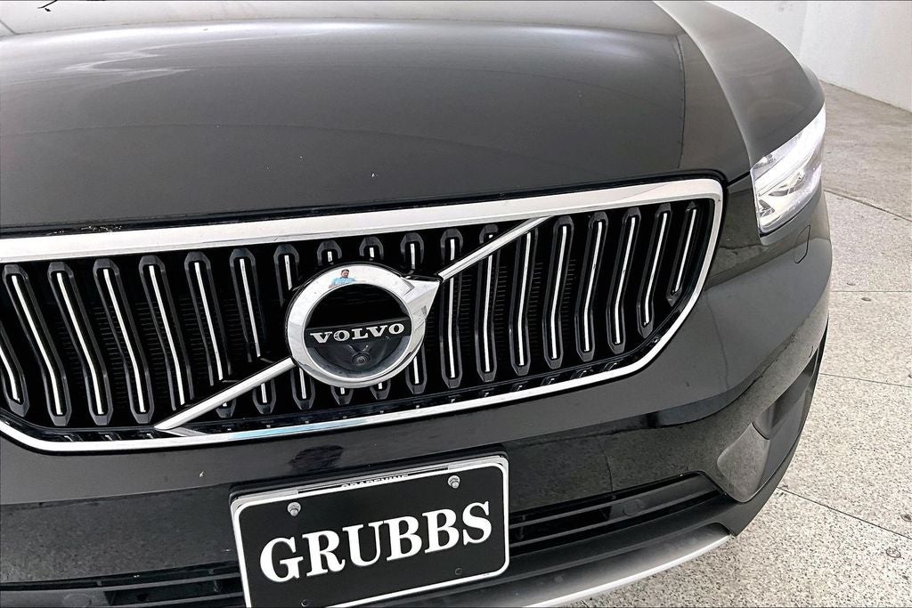 2022 Volvo XC40 T5 Inscription