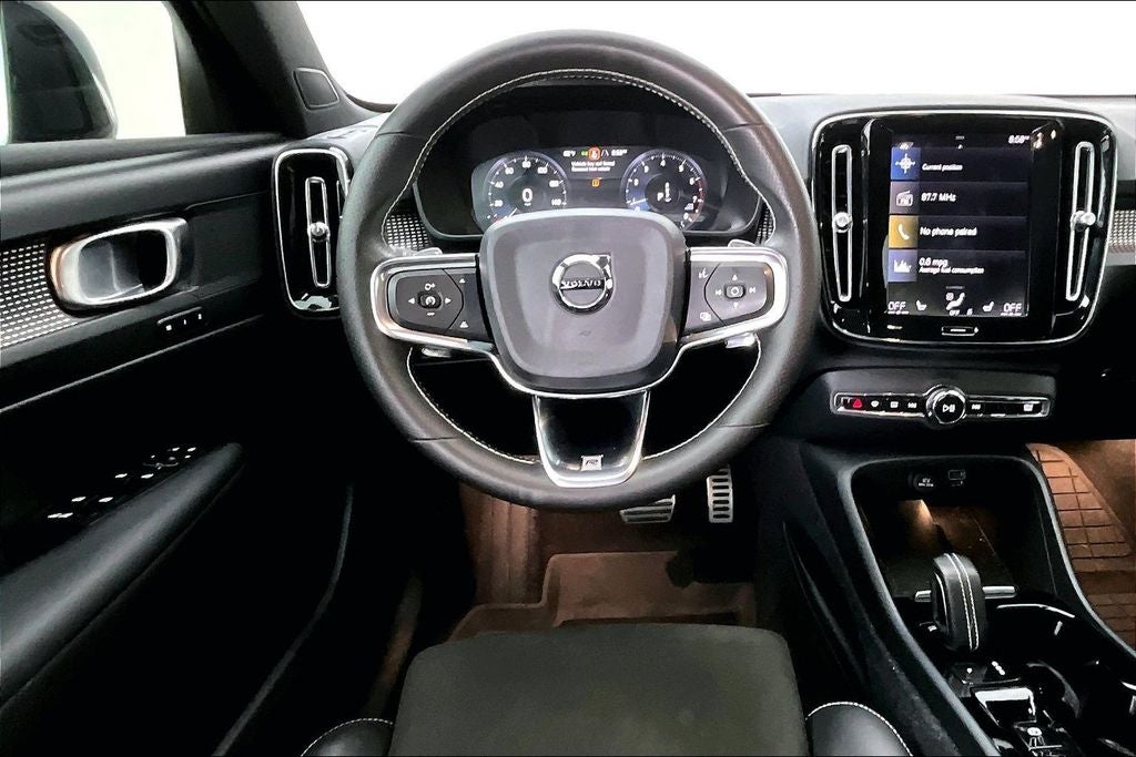 2020 Volvo XC40 R-Design
