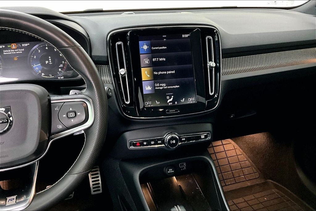 2020 Volvo XC40 R-Design