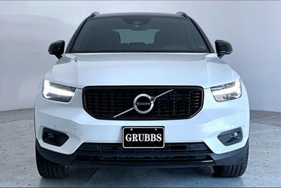 2020 Volvo XC40 R-Design