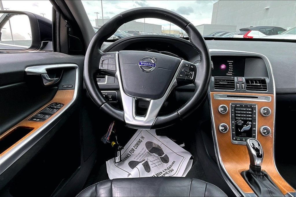 2017 Volvo XC60 T5 Inscription