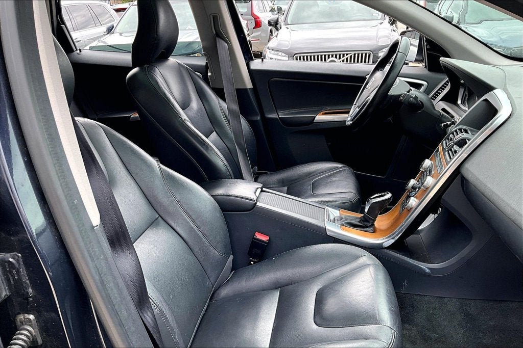 2017 Volvo XC60 T5 Inscription