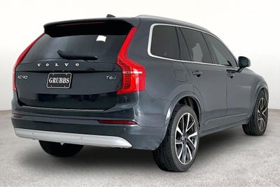 2022 Volvo XC90 T6 Momentum
