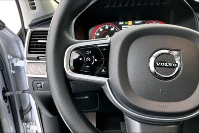 2022 Volvo XC90 T6 Inscription