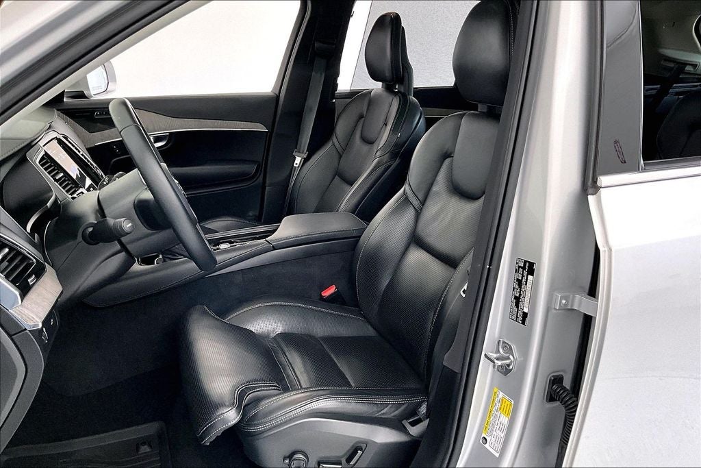 2022 Volvo XC90 T6 Inscription