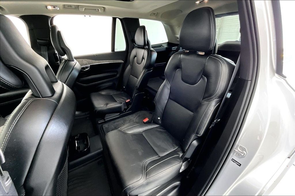 2022 Volvo XC90 T6 Inscription
