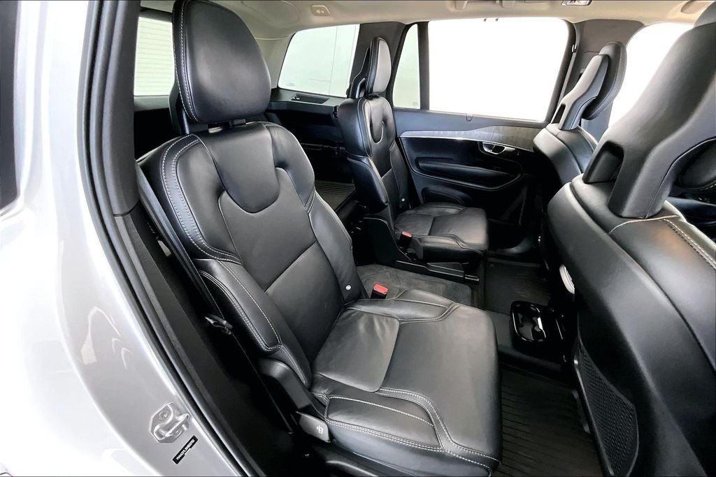 2022 Volvo XC90 T6 Inscription