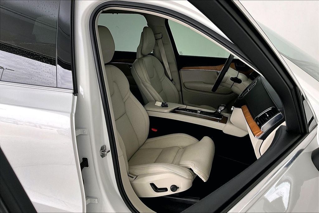 2020 Volvo XC90 T6 Inscription