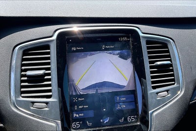 2019 Volvo XC90 T6 Momentum