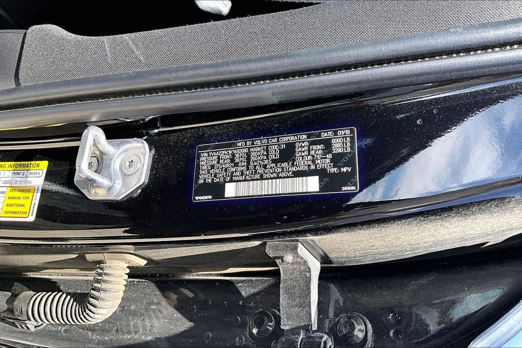 2019 Volvo XC90 T6 Momentum