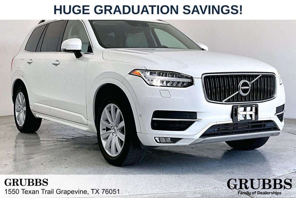 2016 Volvo XC90 T6 Momentum