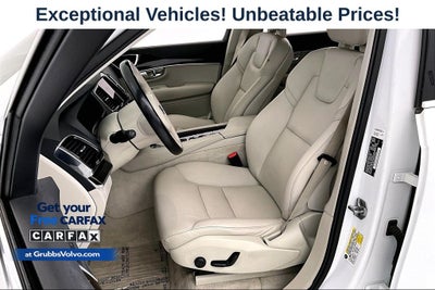 2016 Volvo XC90 T6 Momentum