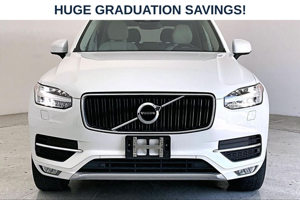 2016 Volvo XC90 T6 Momentum