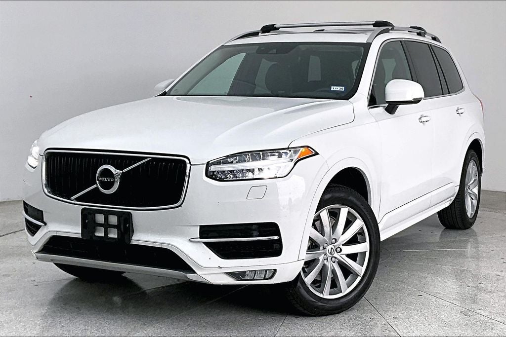 2018 Volvo XC90 T6 Momentum