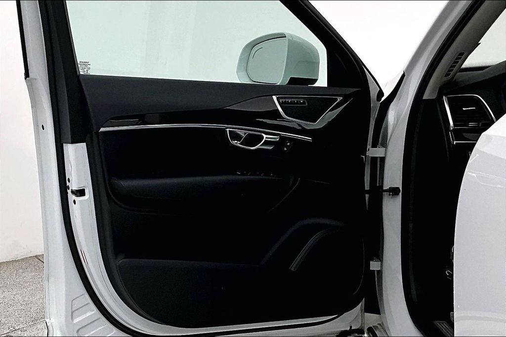 2018 Volvo XC90 T6 Momentum