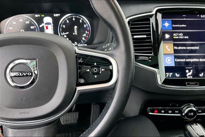 2018 Volvo XC90 T6 Momentum