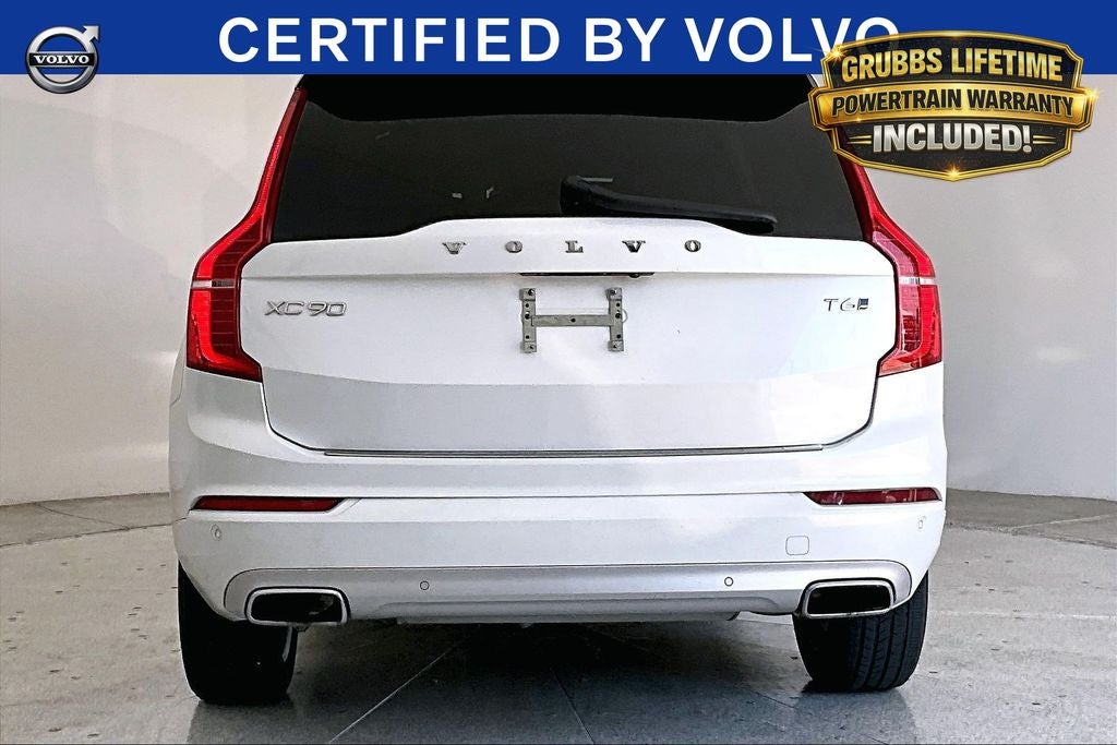 2021 Volvo XC90 T6 Momentum