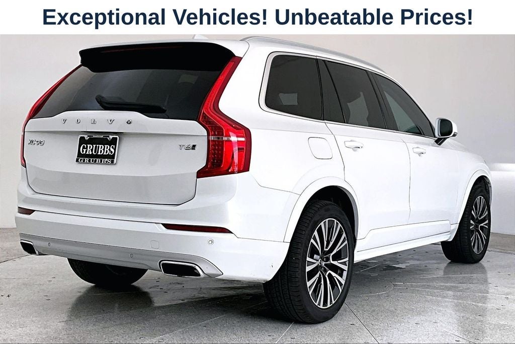 2021 Volvo XC90 T6 Momentum