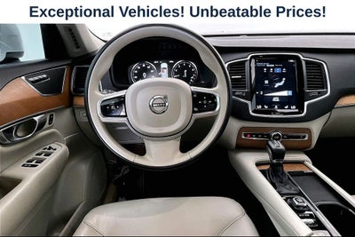 2021 Volvo XC90 T6 Momentum