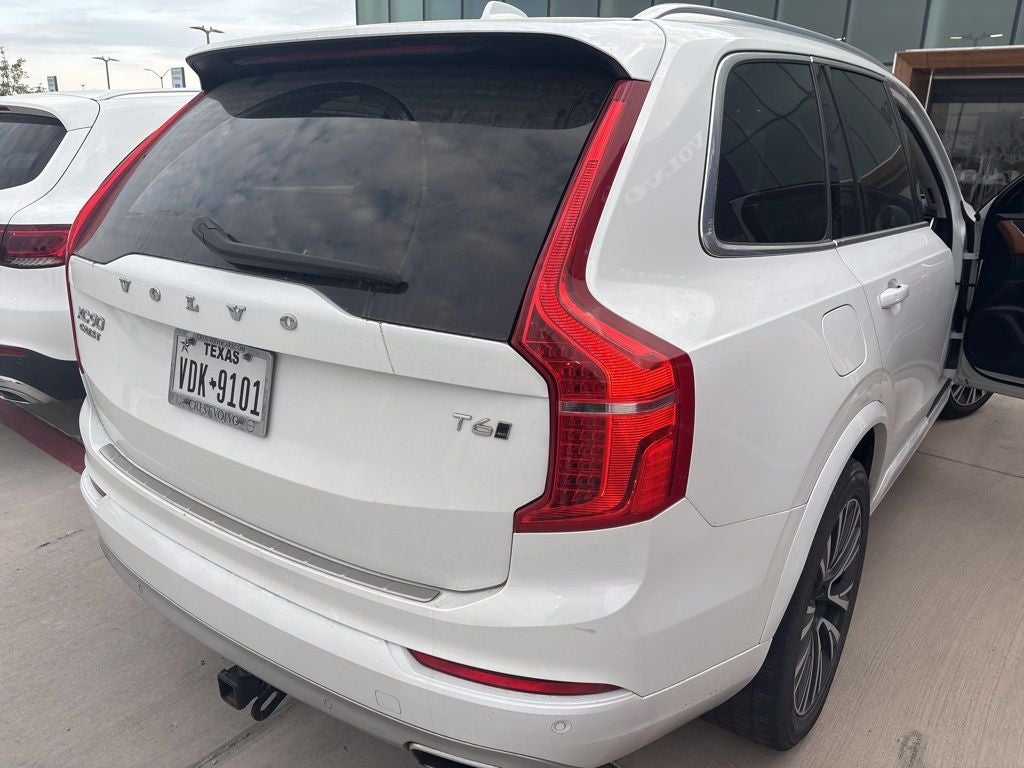 2021 Volvo XC90 T6 Momentum