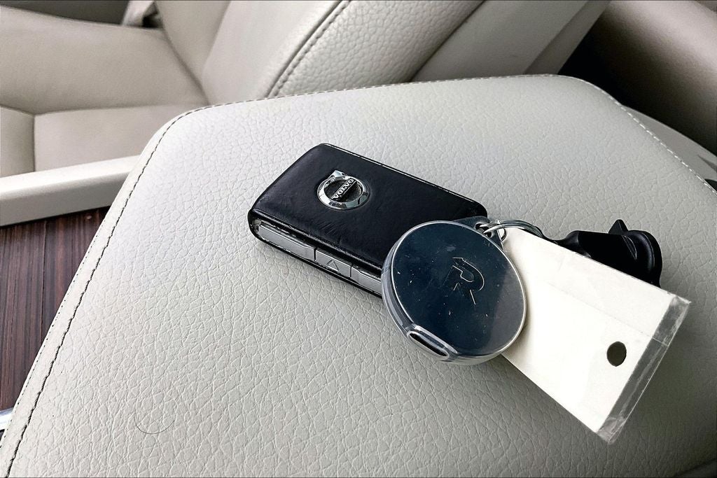2021 Volvo XC60 T6 Momentum