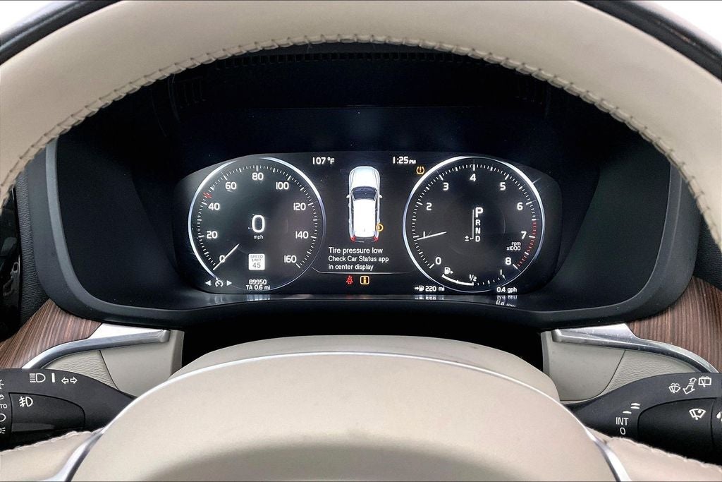 2021 Volvo XC60 T6 Momentum