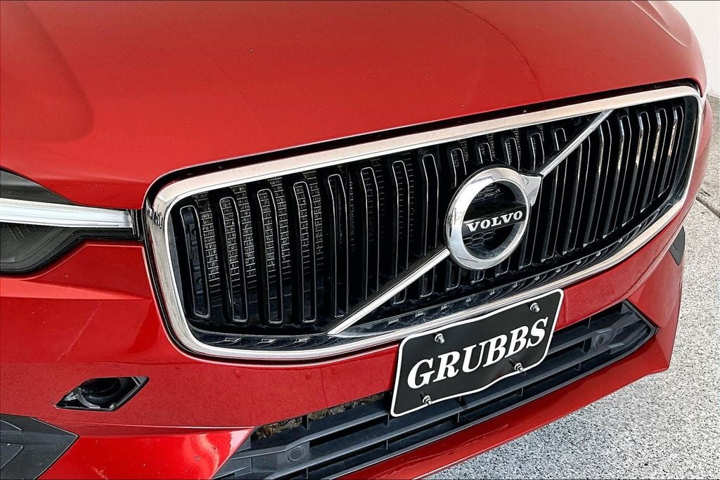 2021 Volvo XC60 T6 Momentum