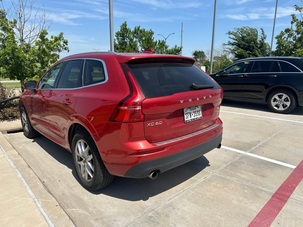 2021 Volvo XC60 T6 Momentum