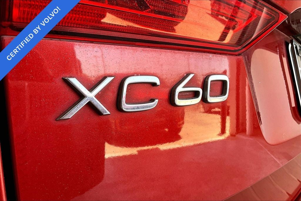 2021 Volvo XC60 T6 Momentum
