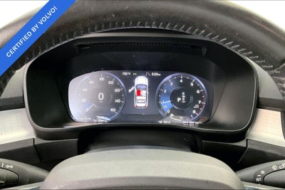2021 Volvo XC40 Momentum