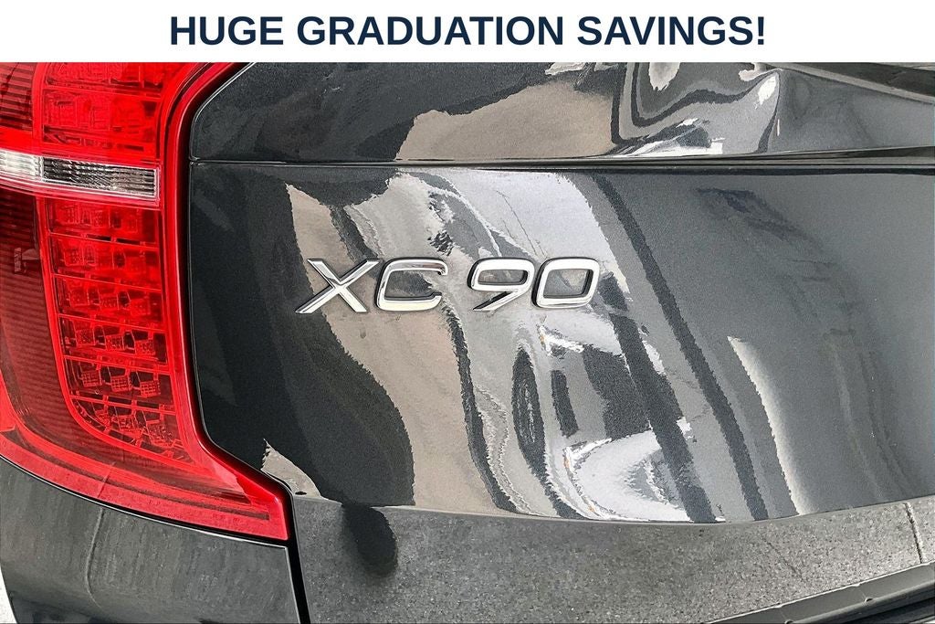 2021 Volvo XC90 Recharge Plug-In Hybrid T8 Inscription Expression 7 Passenger