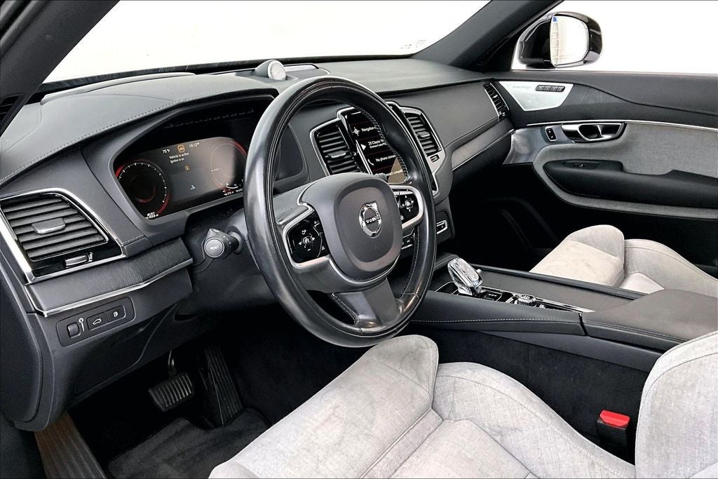 2021 Volvo XC90 Recharge Plug-In Hybrid T8 Inscription 7 Passenger